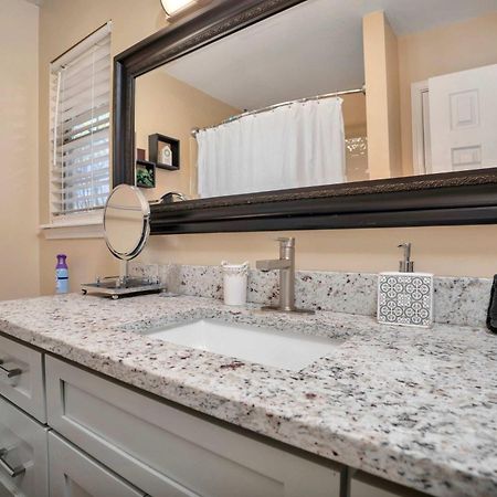 Fayetteville Getaway Bagian luar foto
